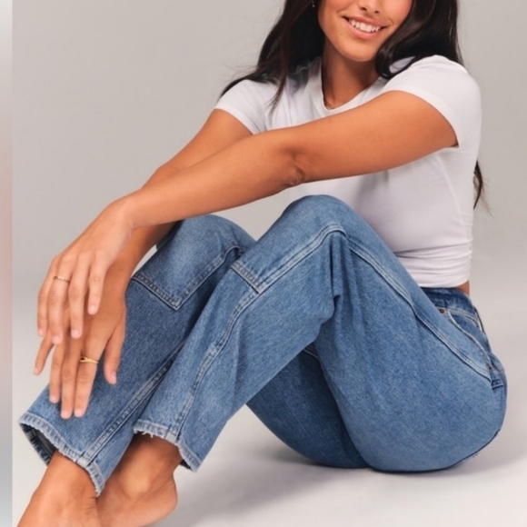 Abercrombie & Fitch Blue Dad High Rise Carpenter Straight Leg Jeans - Picture 4 of 12